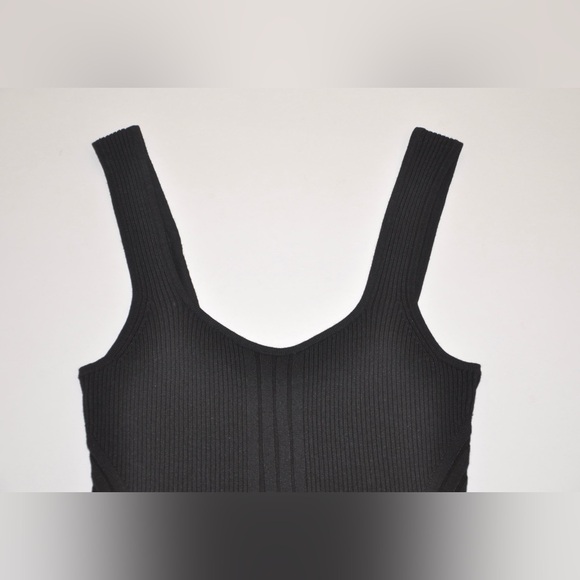 White House Black Market Rib Knit Black Sweater Tank Top Size Small MSRP $69 - Picture 2 of 7